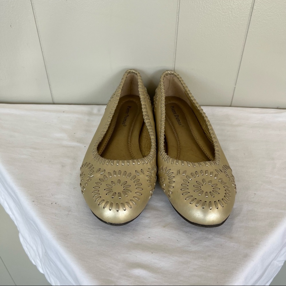 Pierre dumas womens Gloria gold ballet flats Sz 8